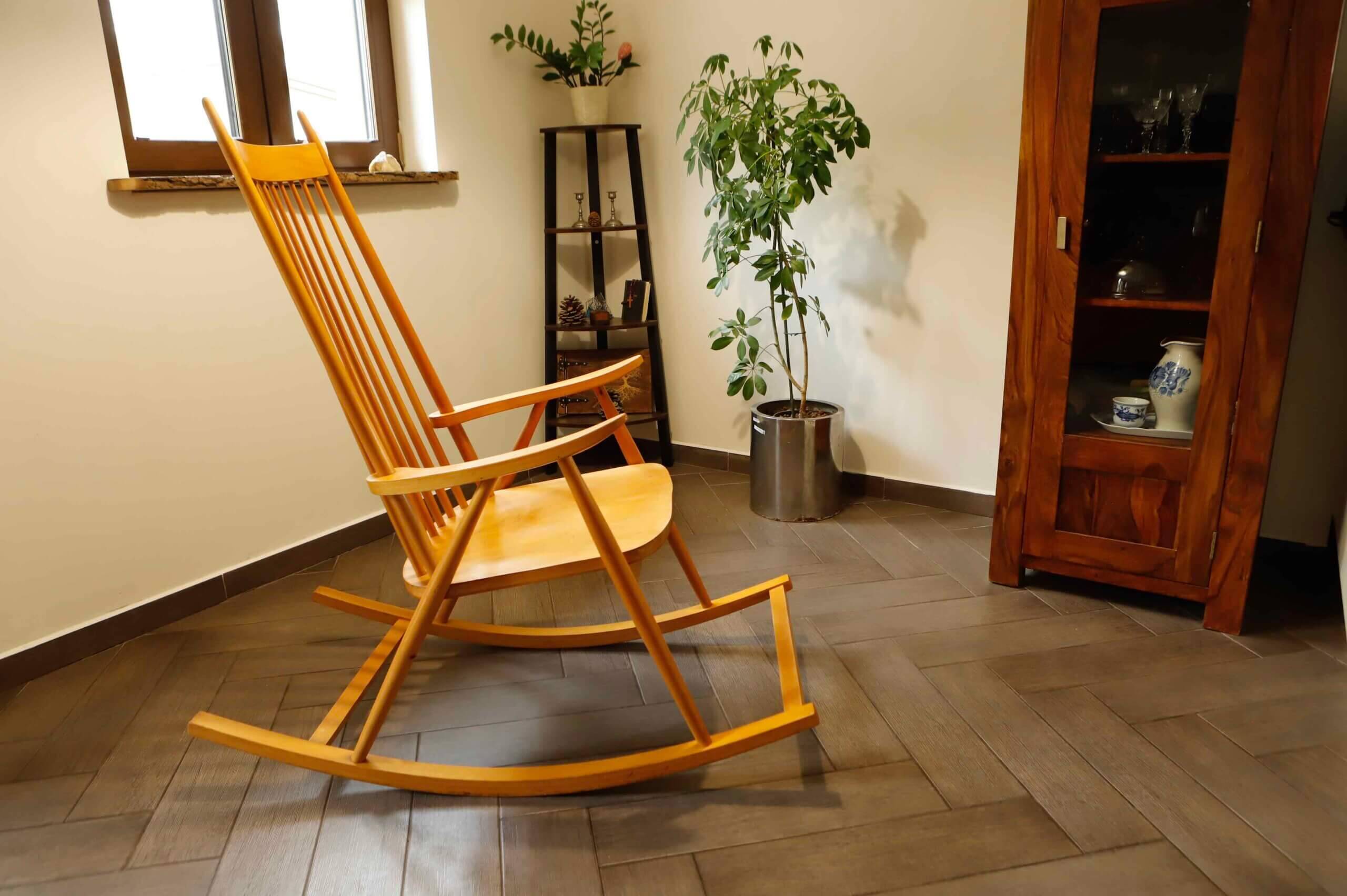 Varjosen Puunjalostus rocking chair