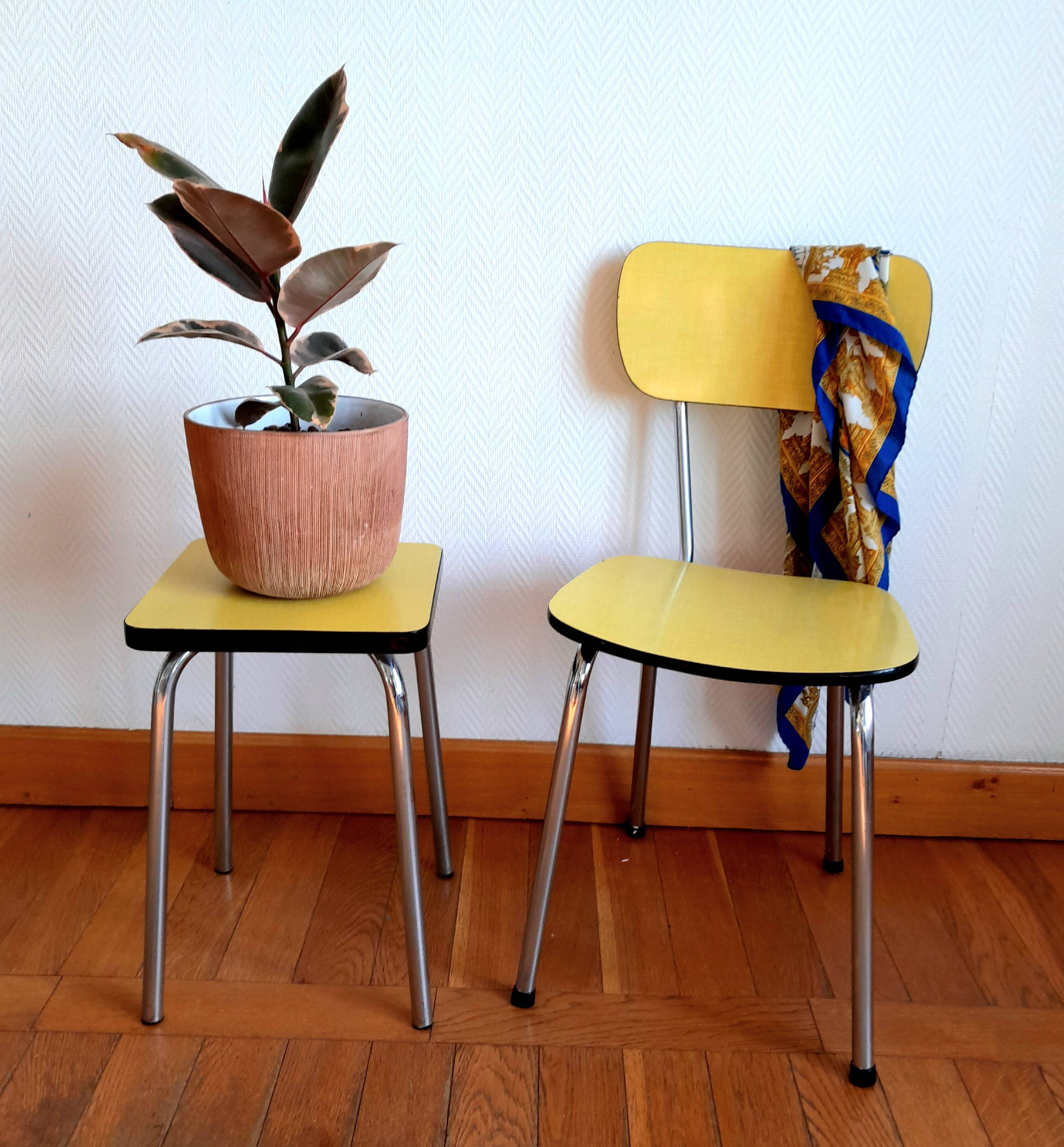 Yellow Formica table and chairs 1970