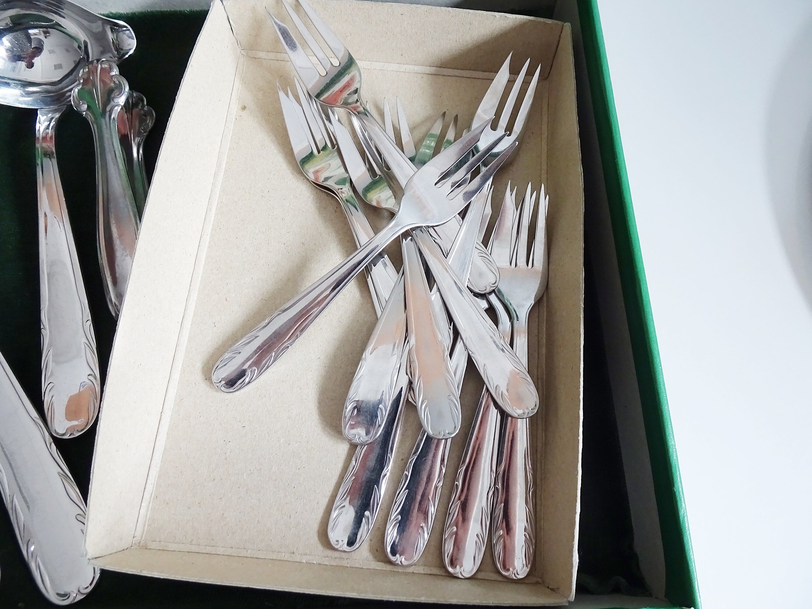 Couverts en acier inoxydable pour 12 personnes, couverts en acier inoxydable 68 pièces