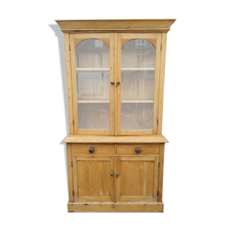 Pine showcase buffet