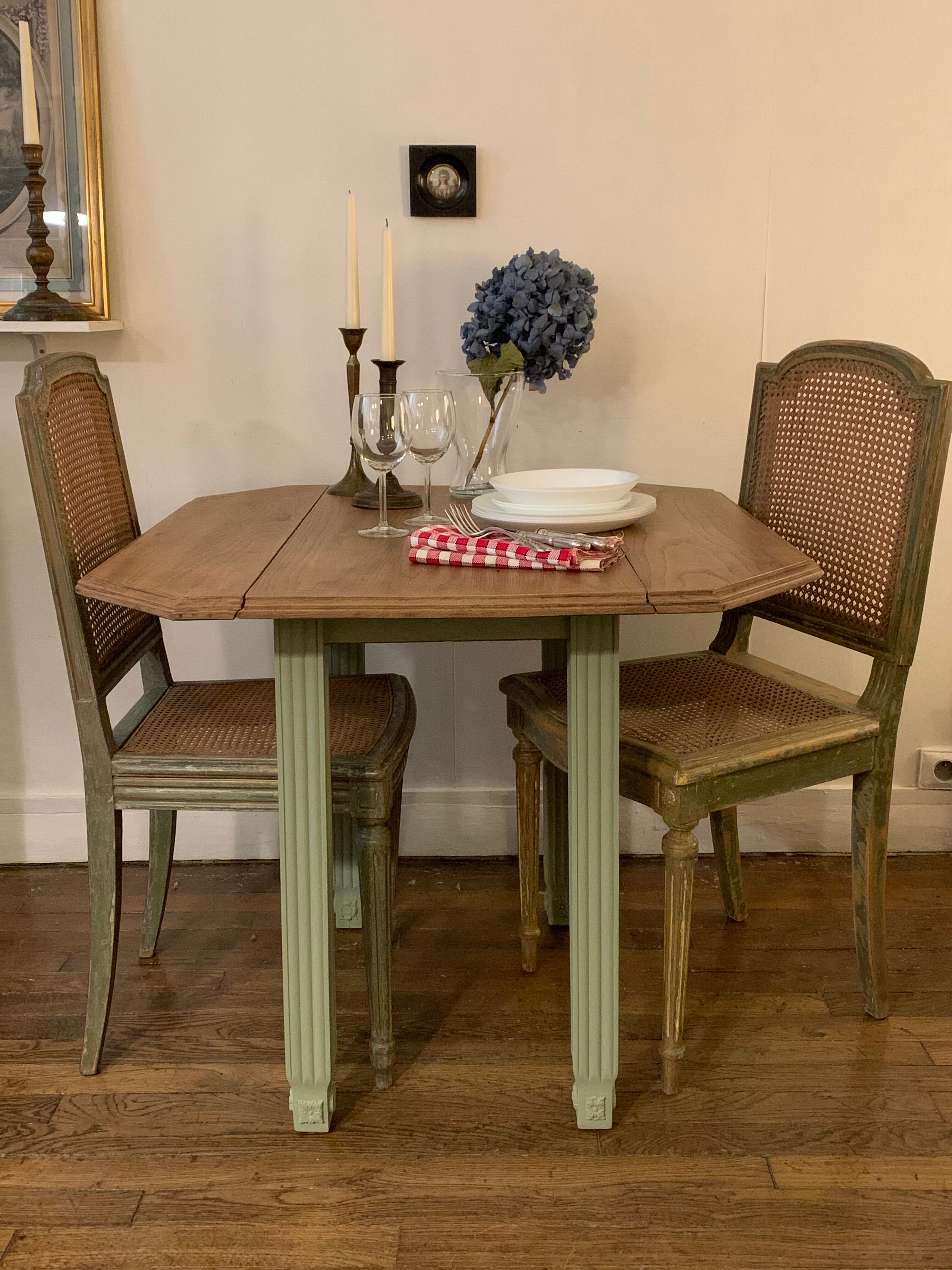 octagonal flap table