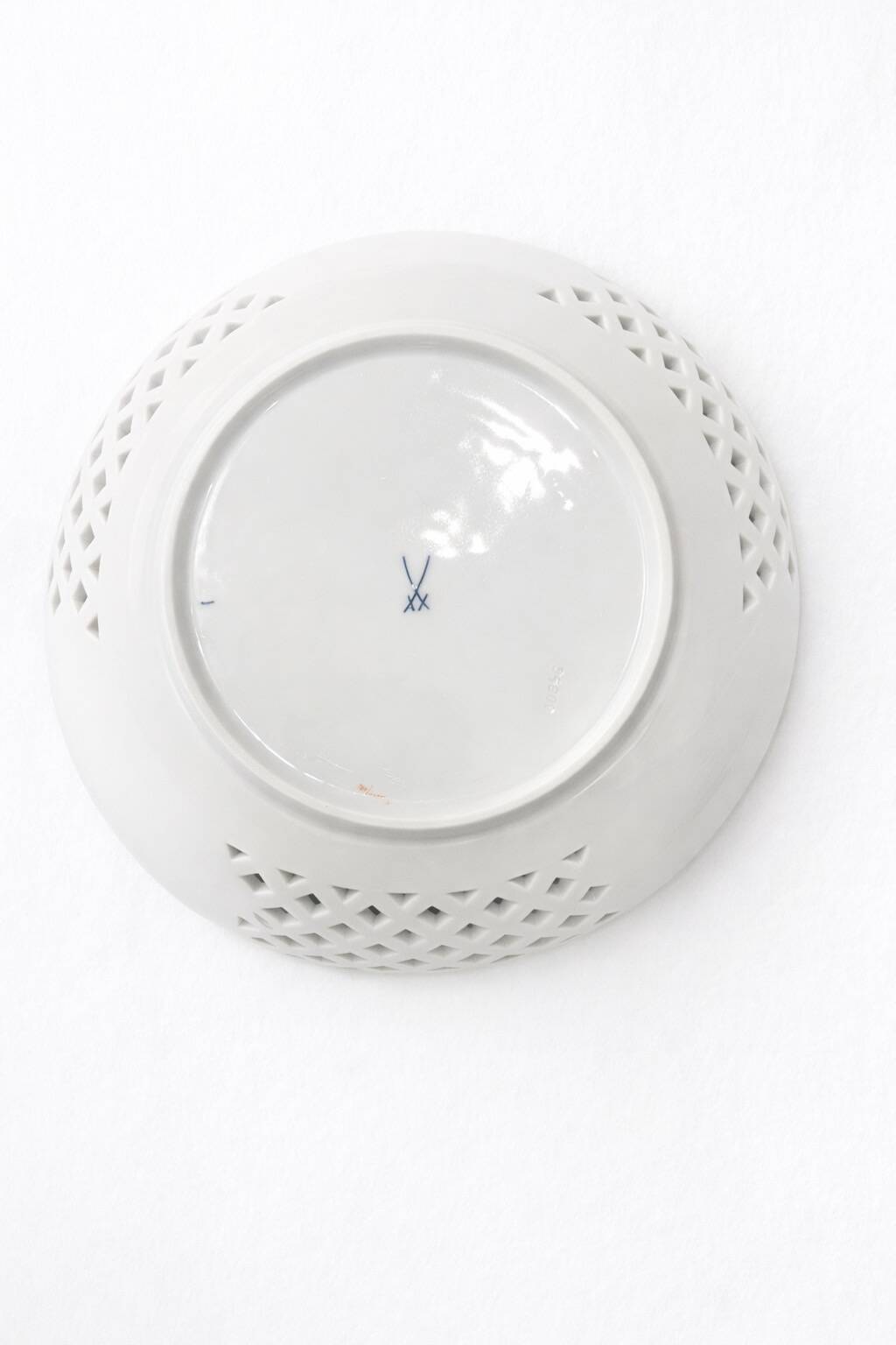 Reticulated Porcelain Cup from Meissen with Floral Decoration - c. 1970
