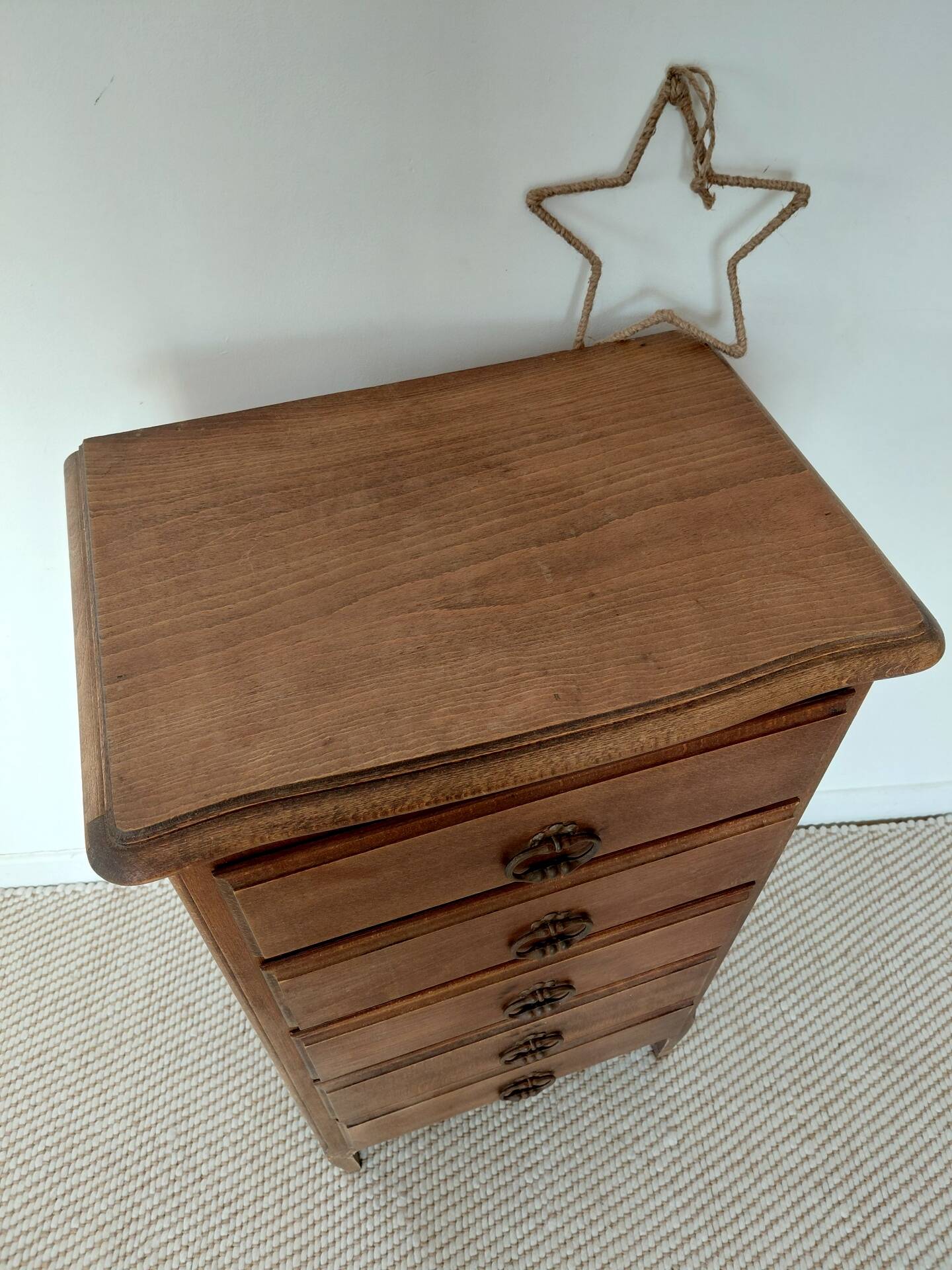 Rustic chic 5-drawer chest of drawers in solid wood