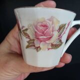 Vintage rose cups