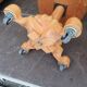 Tabouret rare sur roulettes