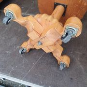 Tabouret rare sur roulettes