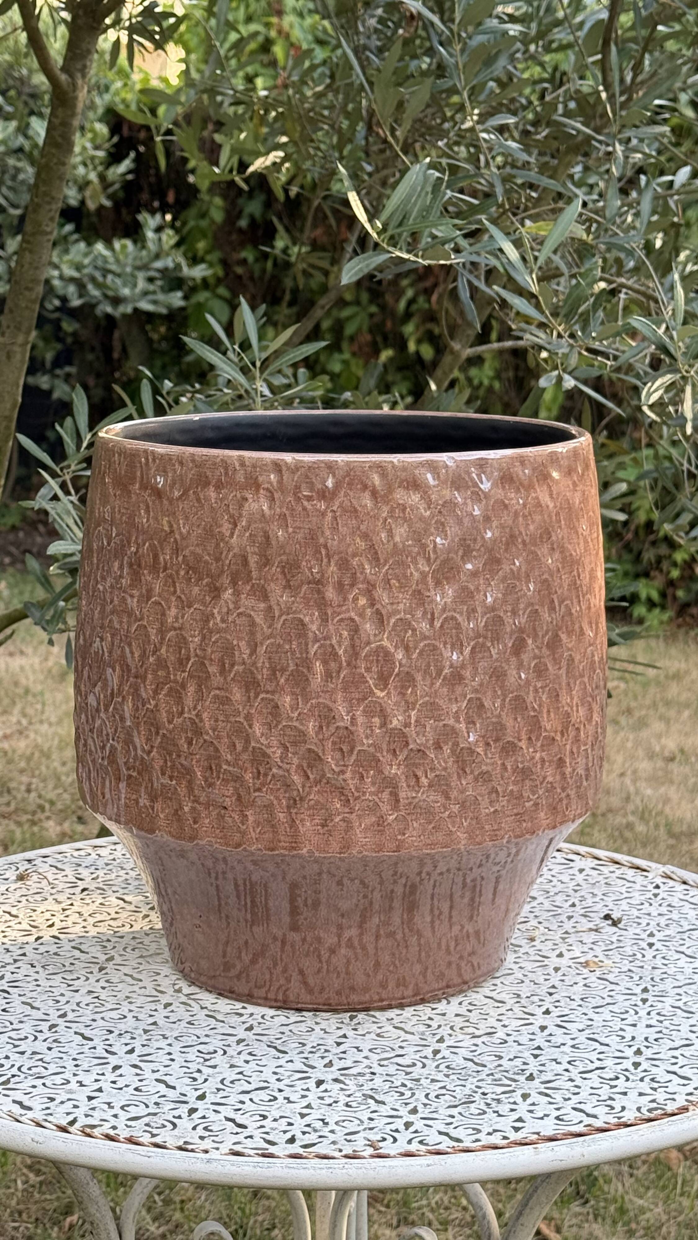 Ceramic vase