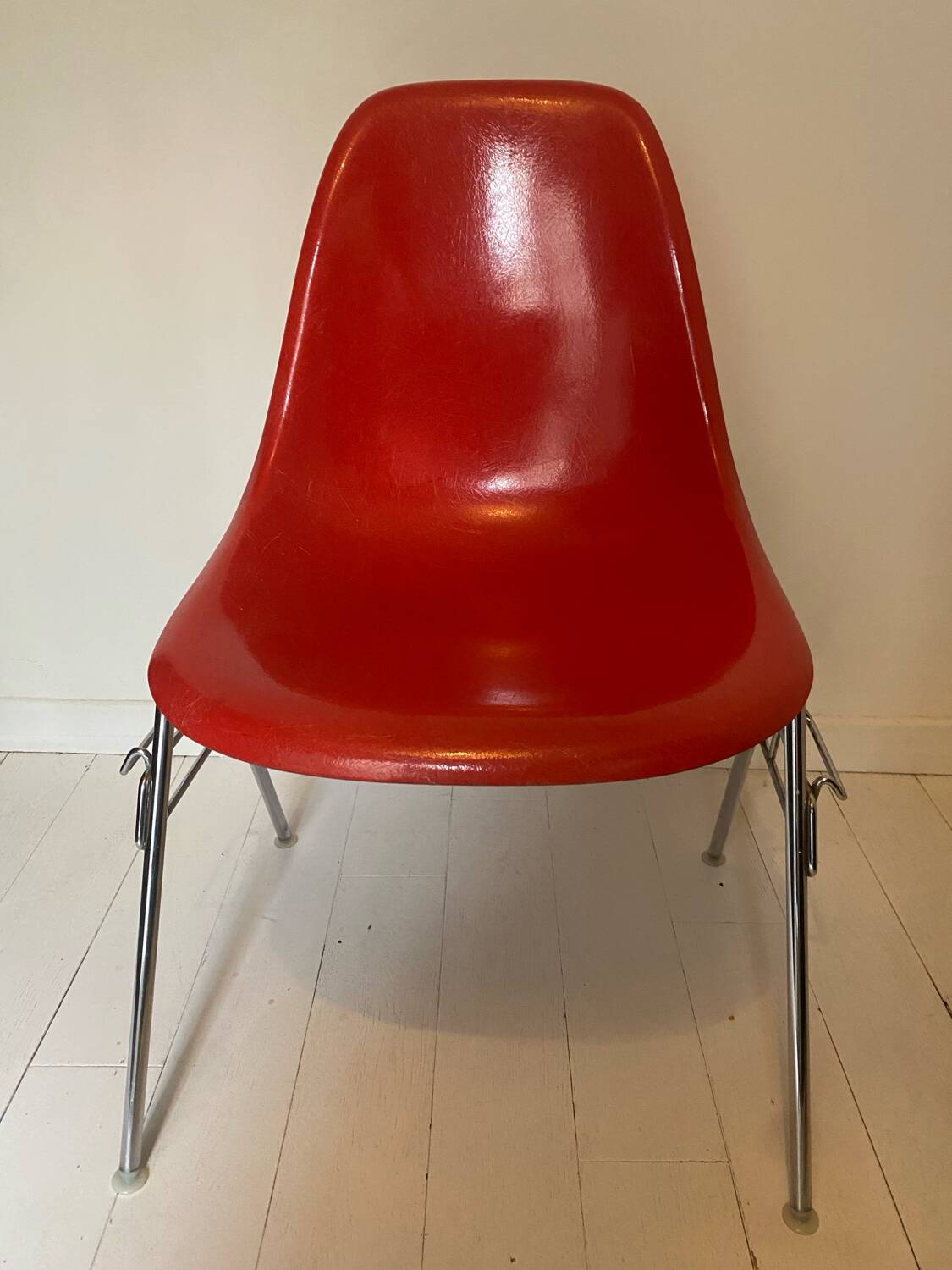 Eames Dss chair Fiberglass, H Miller