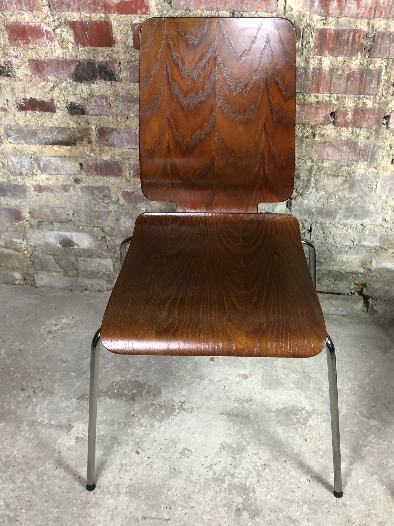 Vintage Scandinavian chairs (series of 4) in thermoformed wood 1970