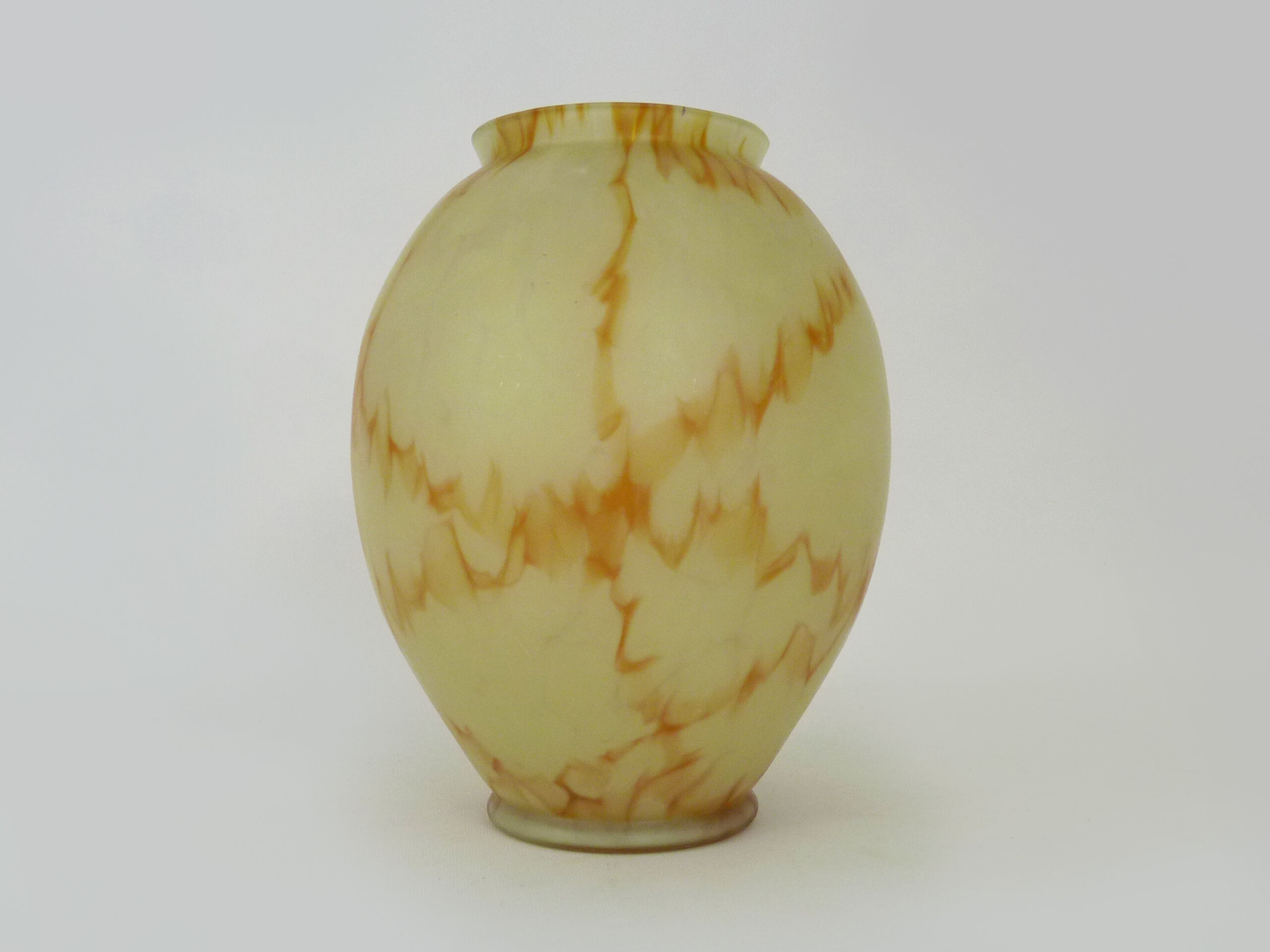 Vintage vase in yellow-orange glass paste, Clichy style. Year 50 60