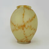 Vase vintage en pâte de verre jaune orangé style Clichy. Année 50 60