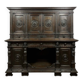 Important buffet Renaissance de château en noyer massif