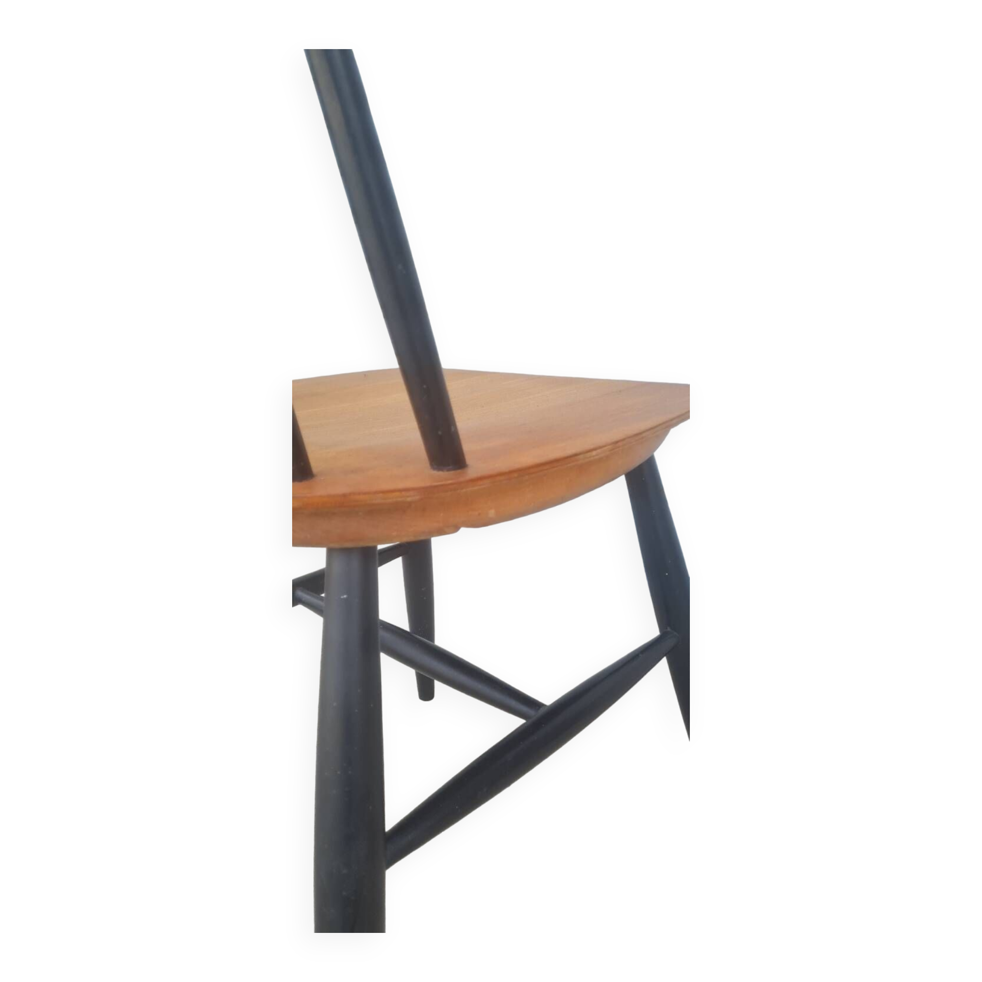 Fanett chair by Ilmari Tapiovaara