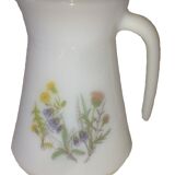 Arcopal jug with lid