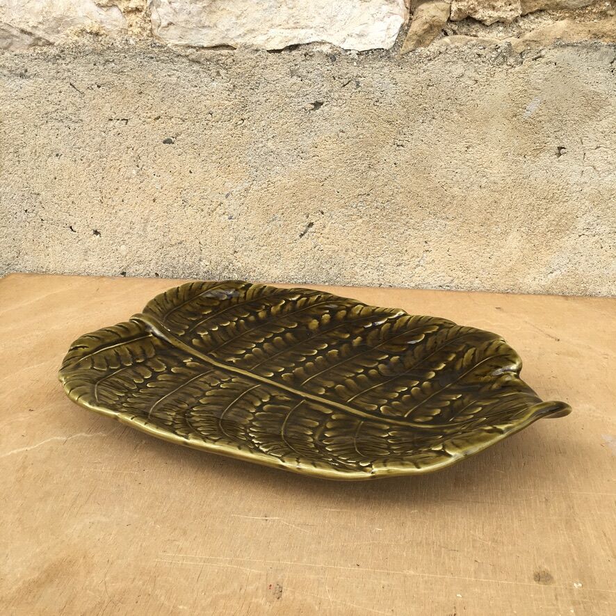Asparagus dish in the shape of a Fern - Atelier d'art Sarreguemines