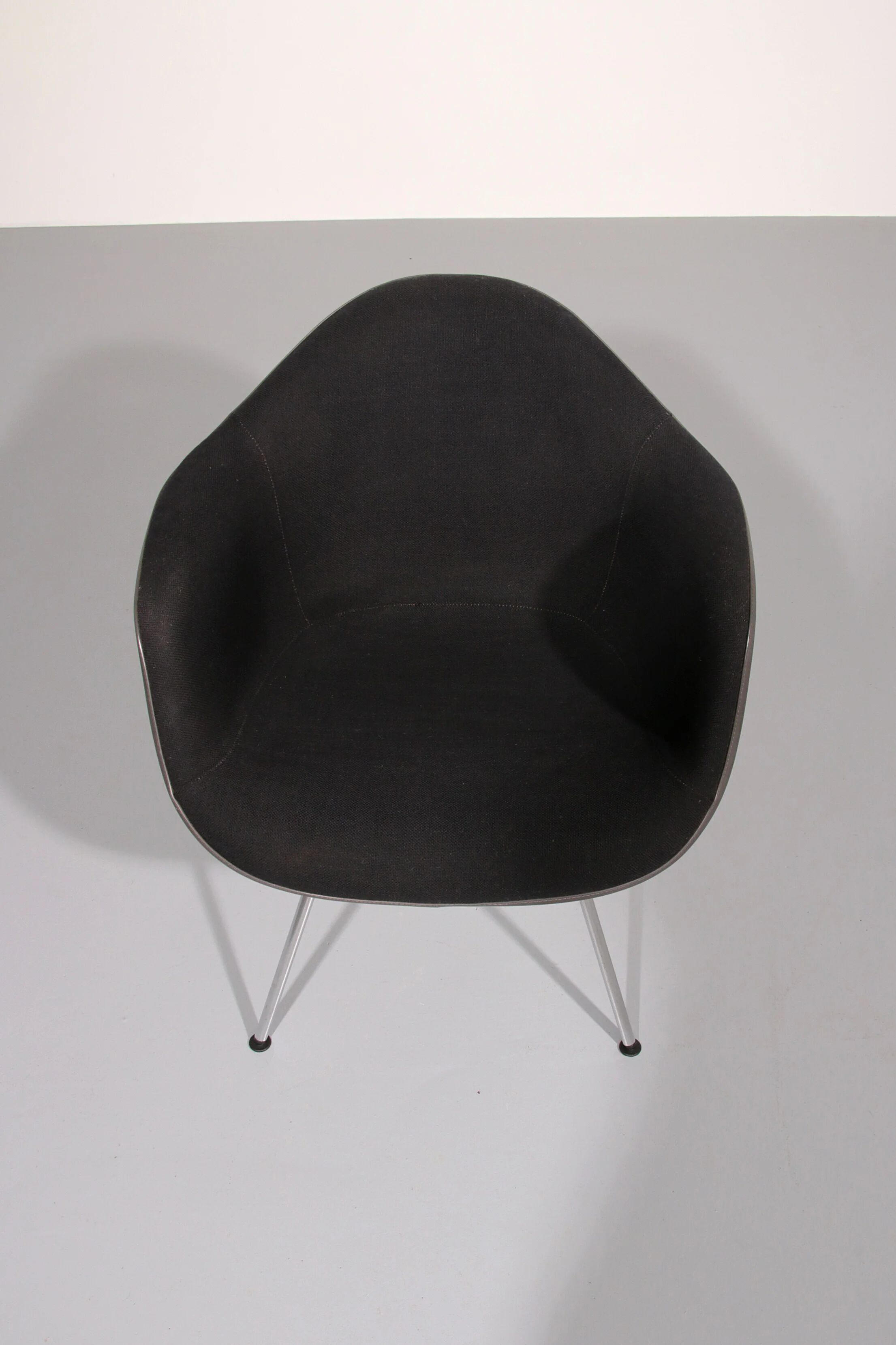 Dining chairs by Charles Eames and Ray Eames Model Dax 1970