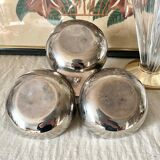 Servant in silver metal pine cone