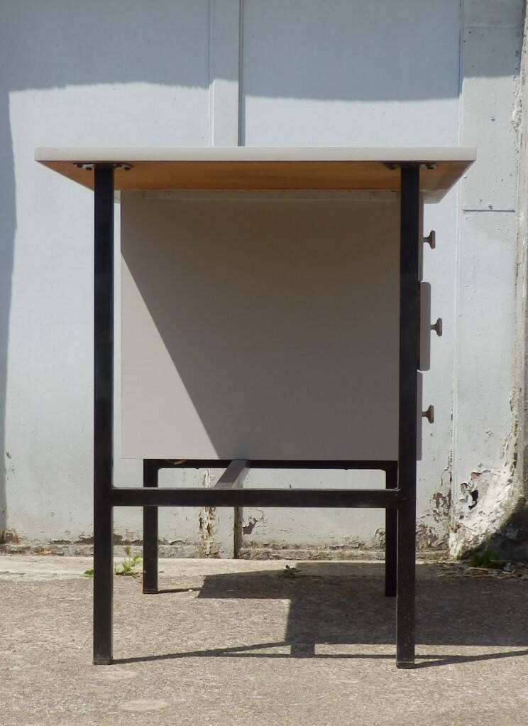 Bureau vintage restauré