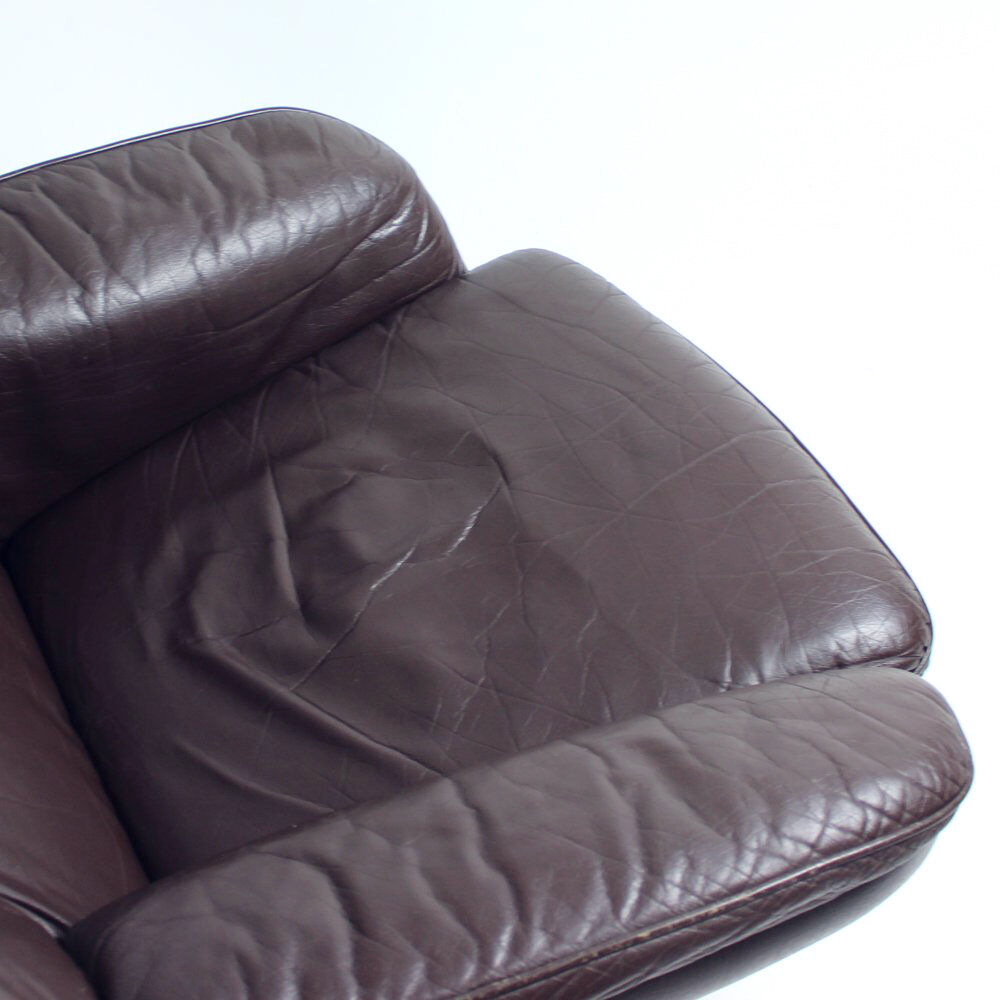 Vintage Swivel Chair In Brown Leather, Finland 1960s