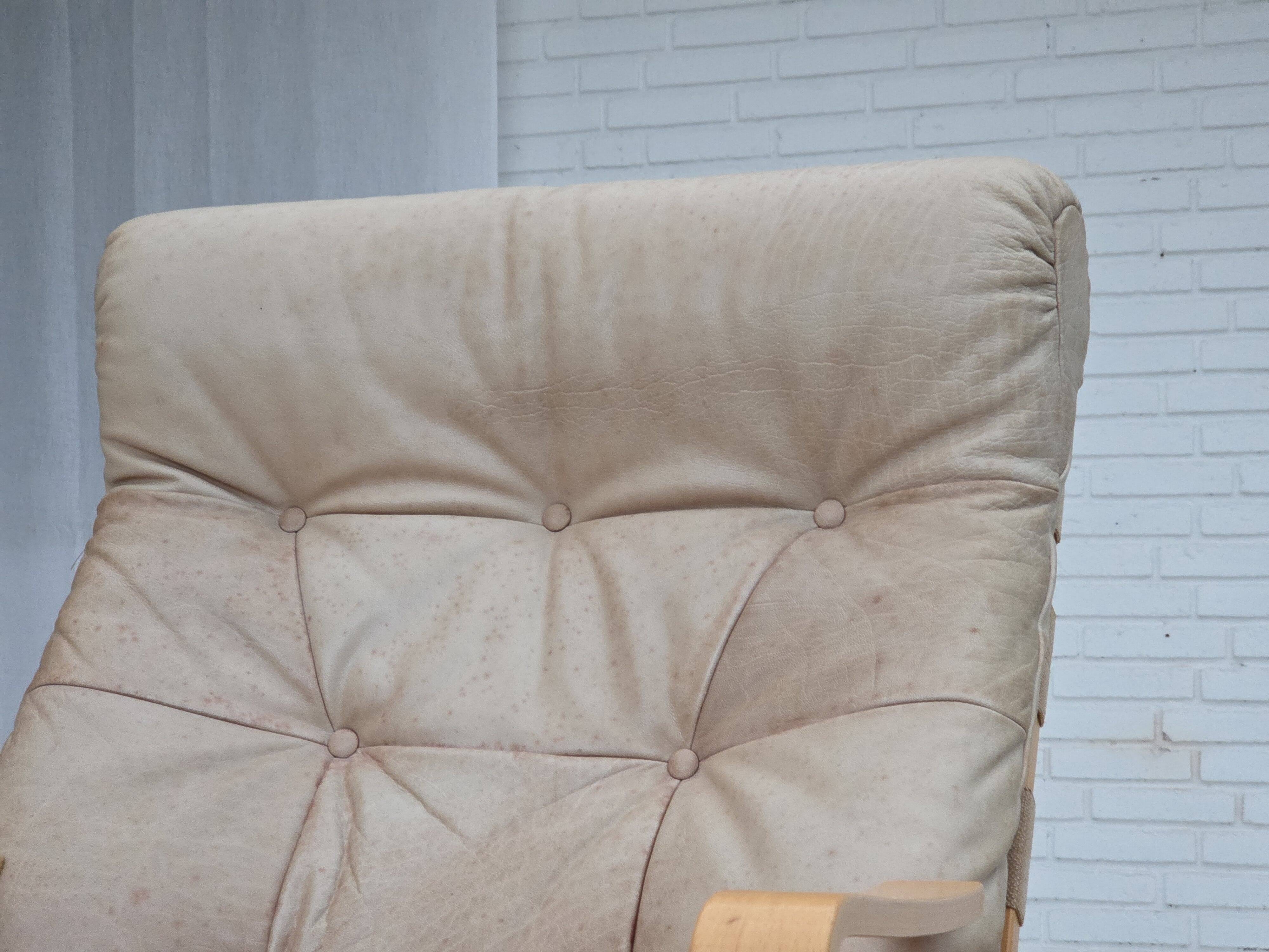 1970s, Norwegian armchair, model "Kengu", beige furniture leather.