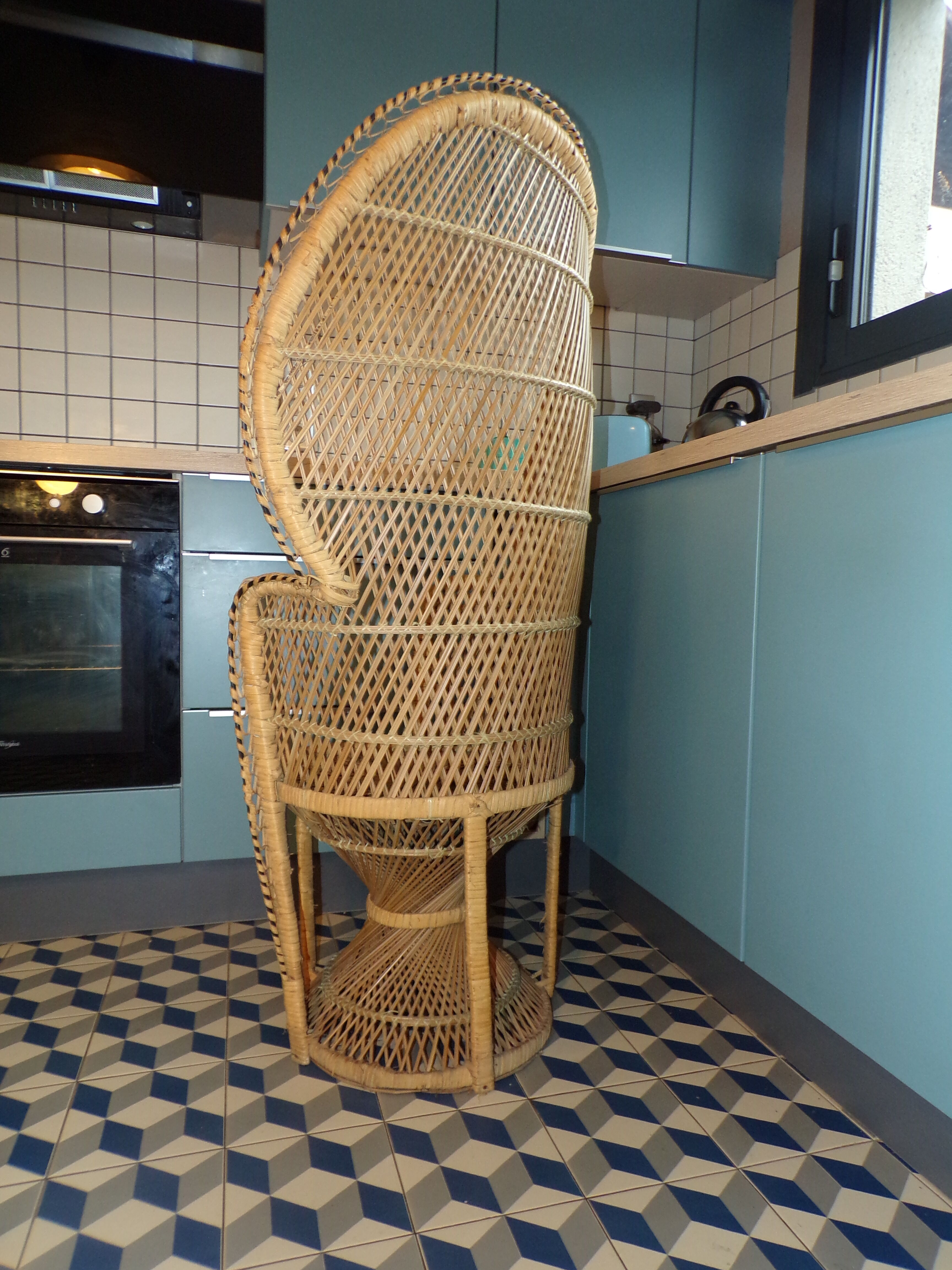 Emmanuelle vintage armchair