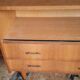Meuble vitrine commode pied fuseau
