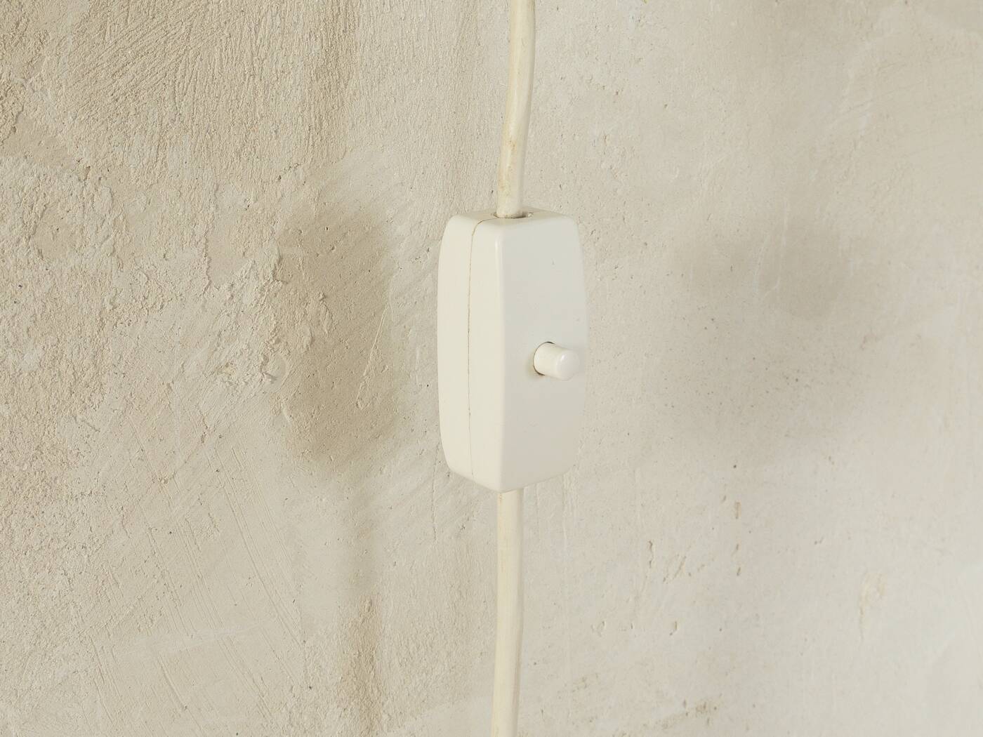 1960s wall lamp in Scandinavian design, teak and beige shade