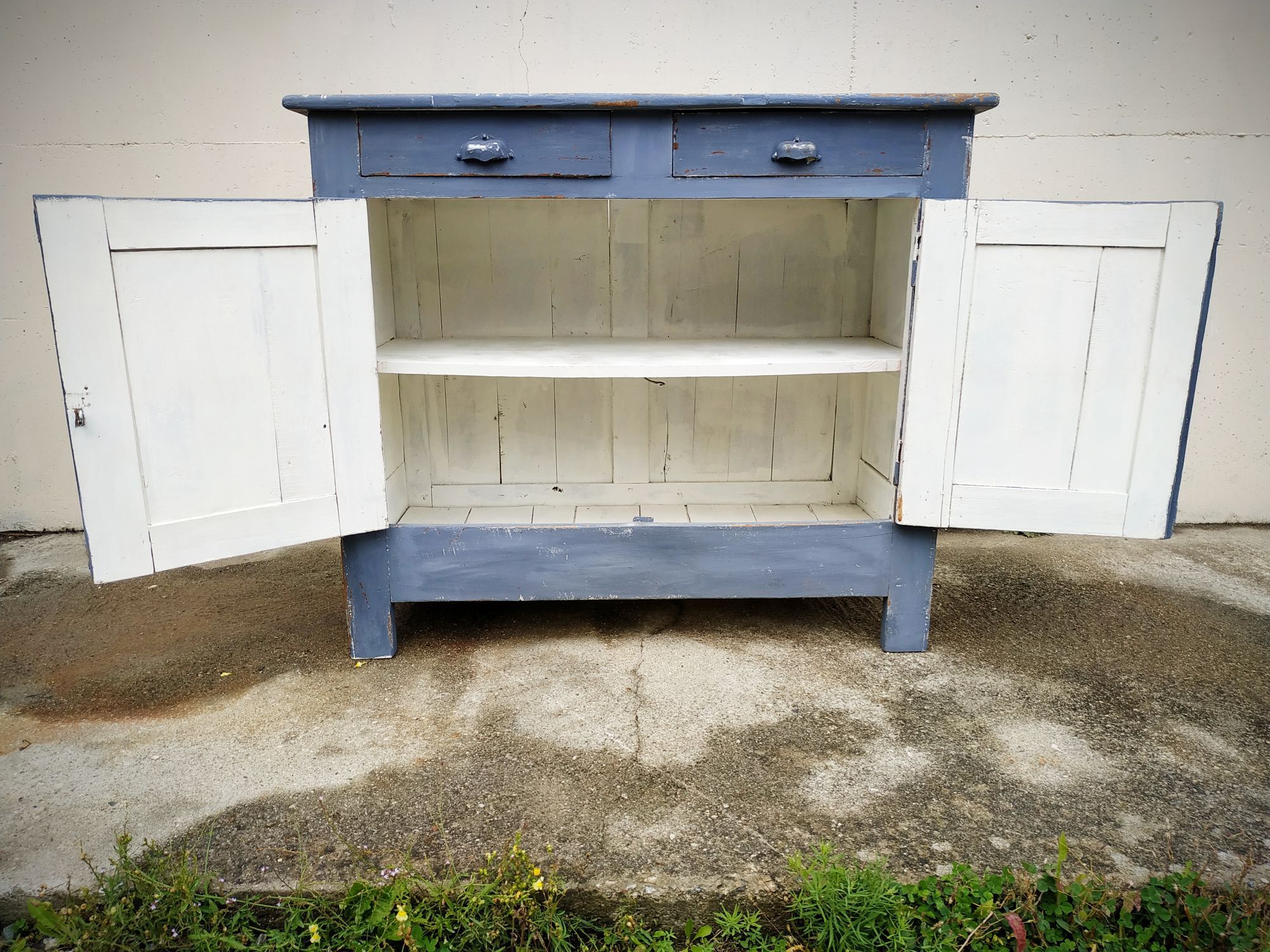 Buffet parisien en sapin