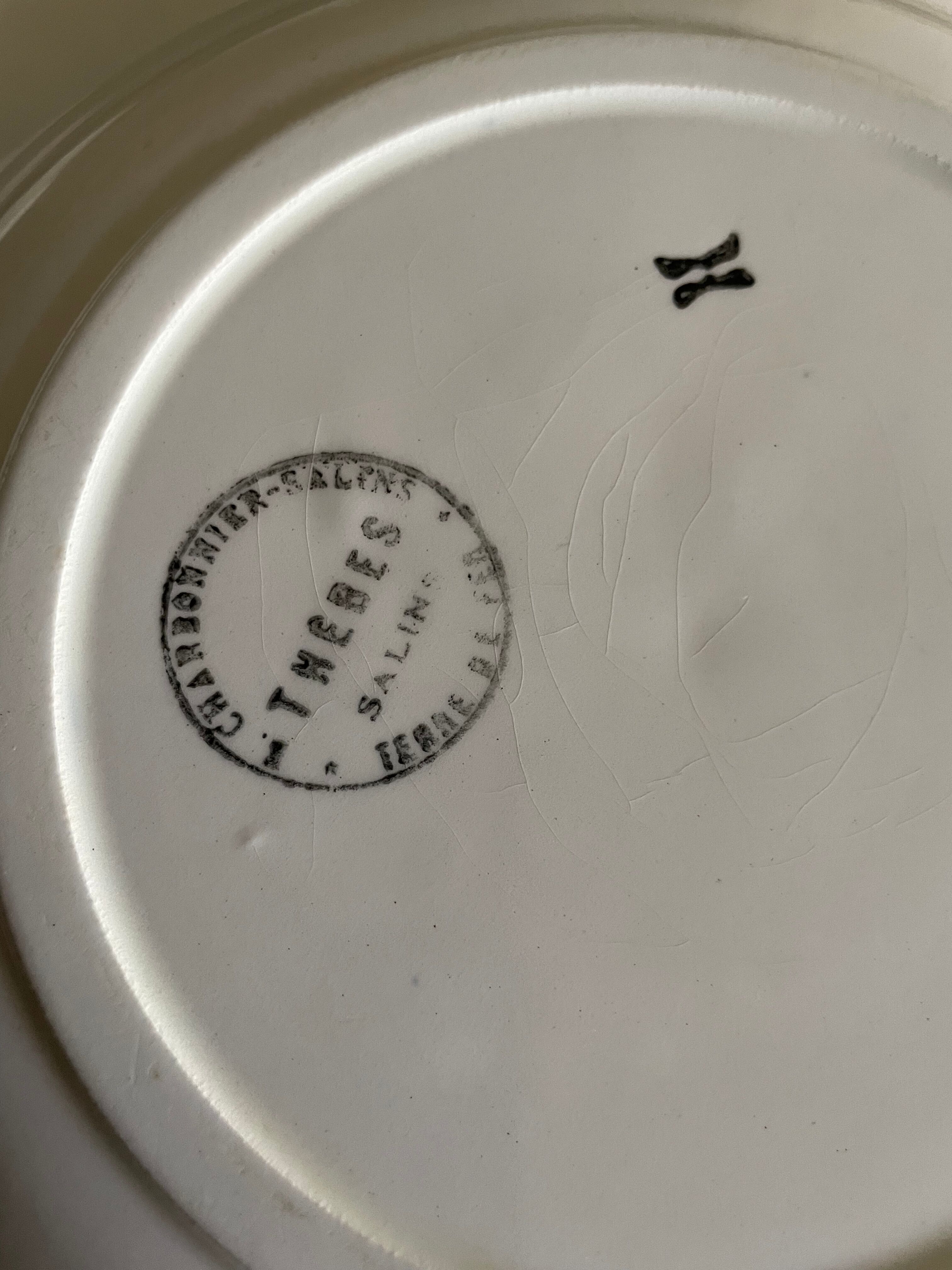 Plates model thebes salins iron earth