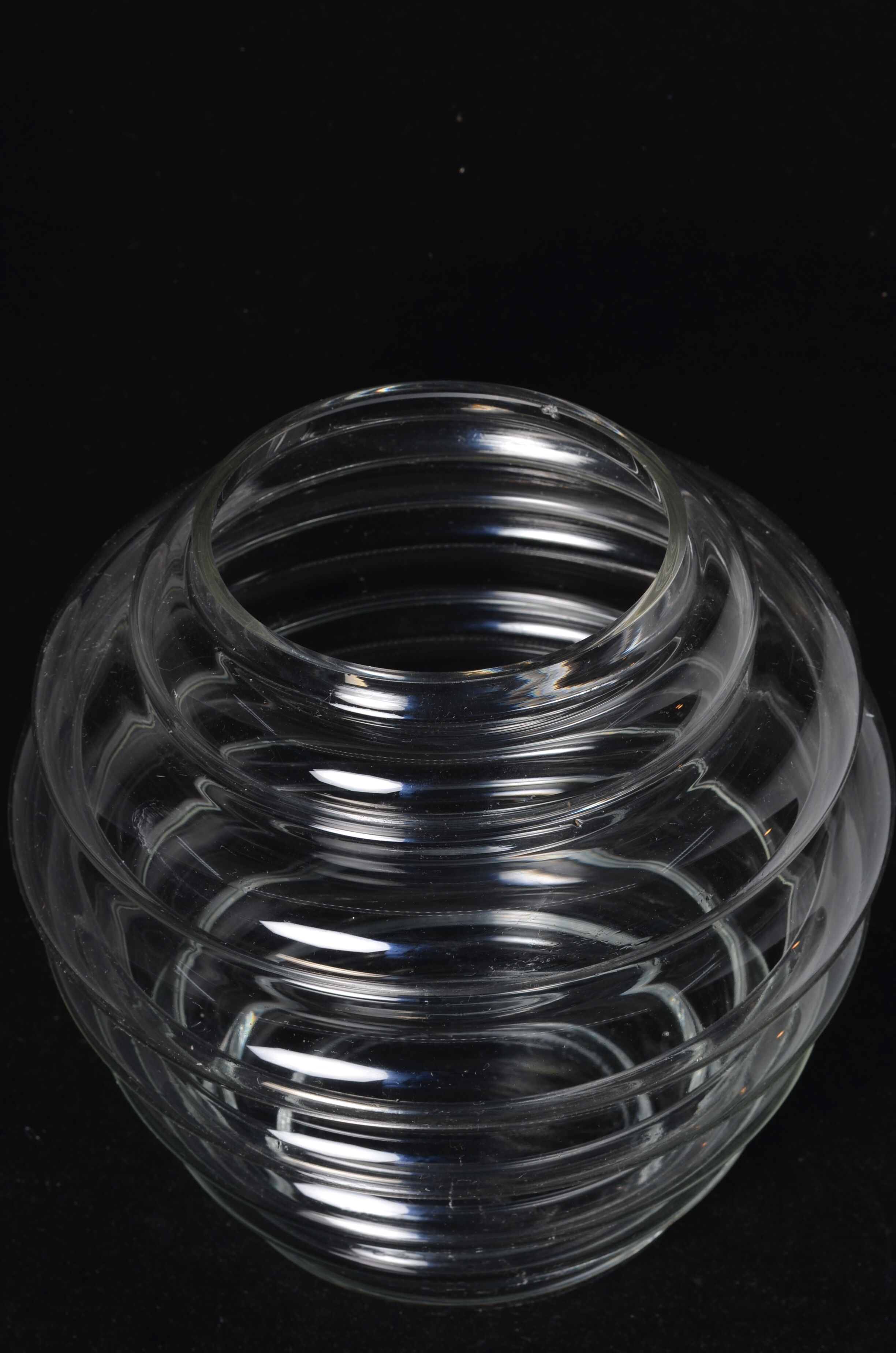 Bibendum glass vase