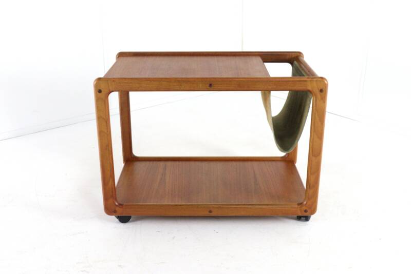 Vildbjerg Møbelfabrik trolley with magazine holder