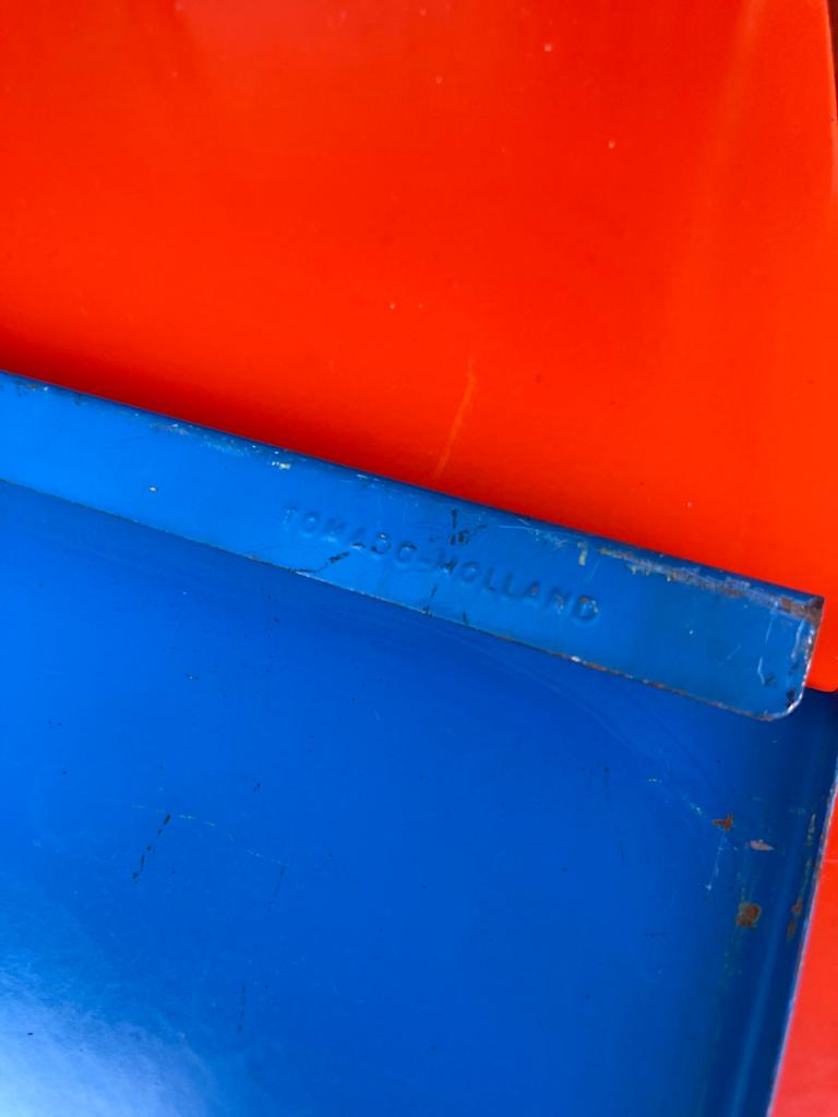 Tomado holland shelves