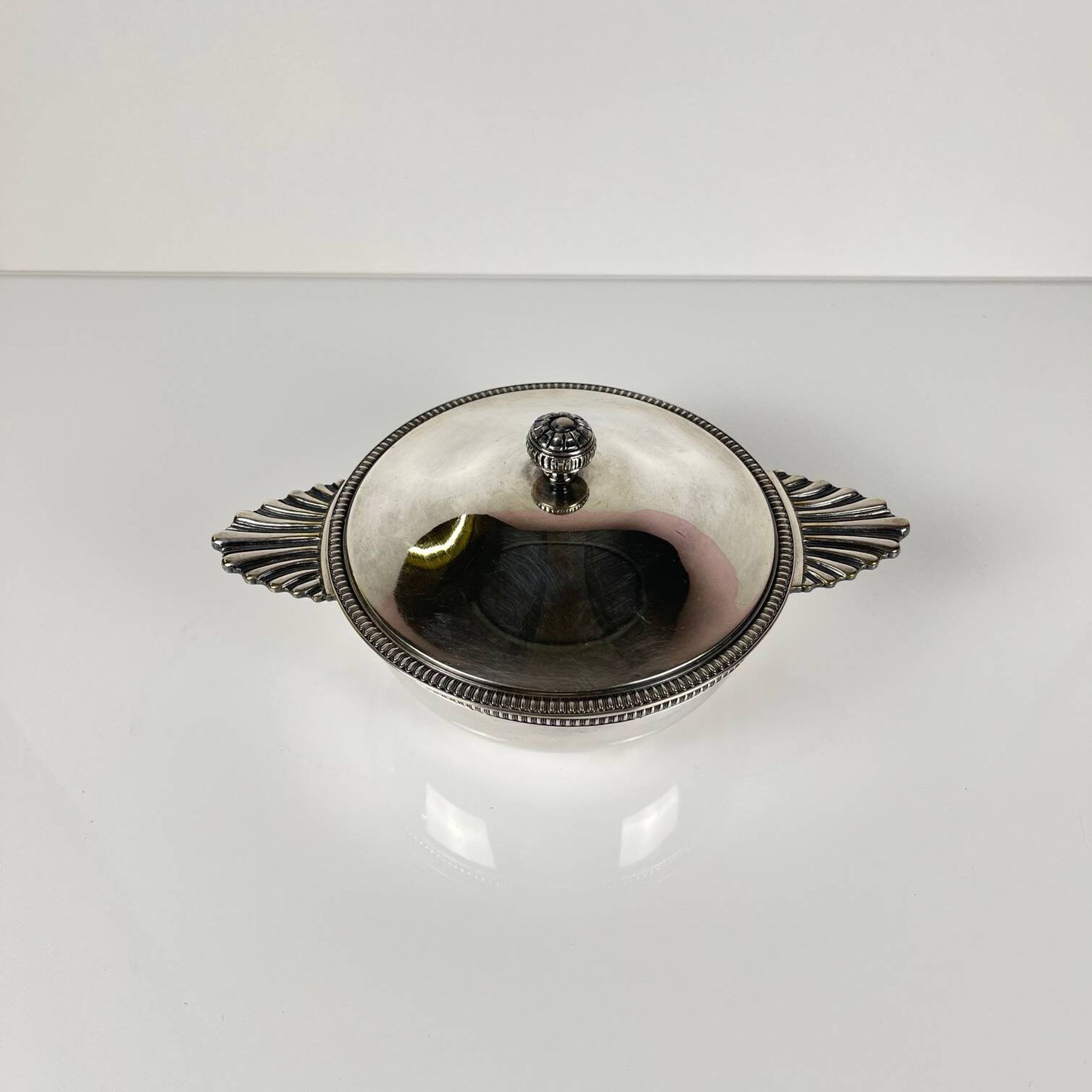 Sucrier en métal argenté, style Art Déco – XXe siècle
