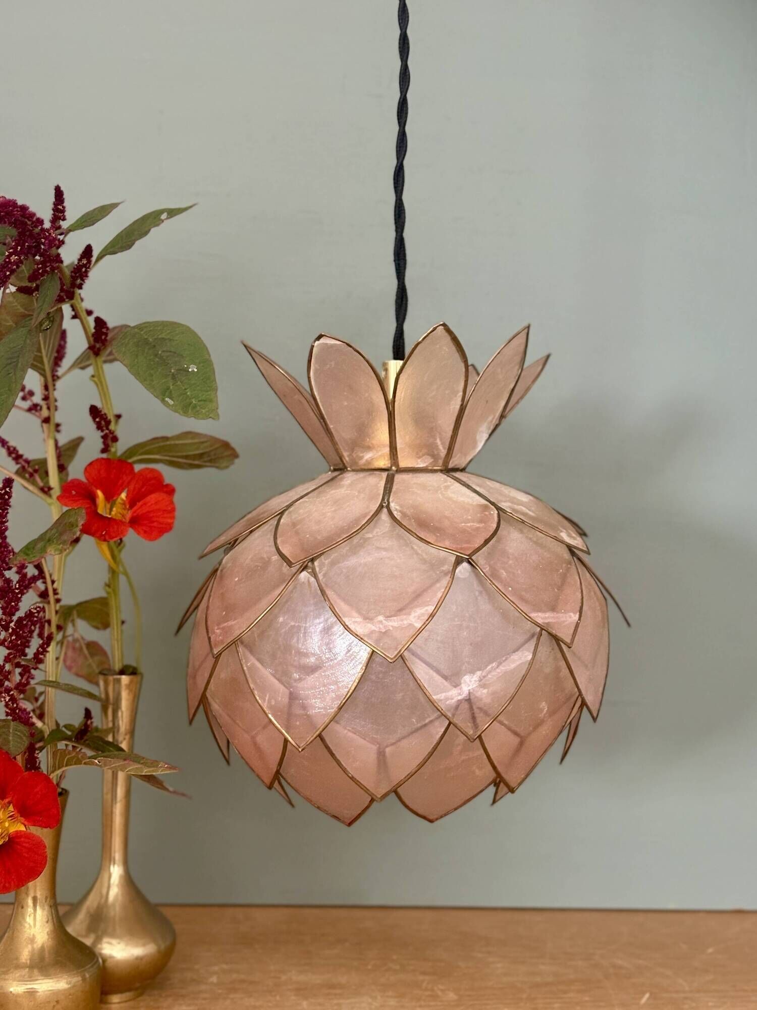 Vintage pink mother-of-pearl pendant light