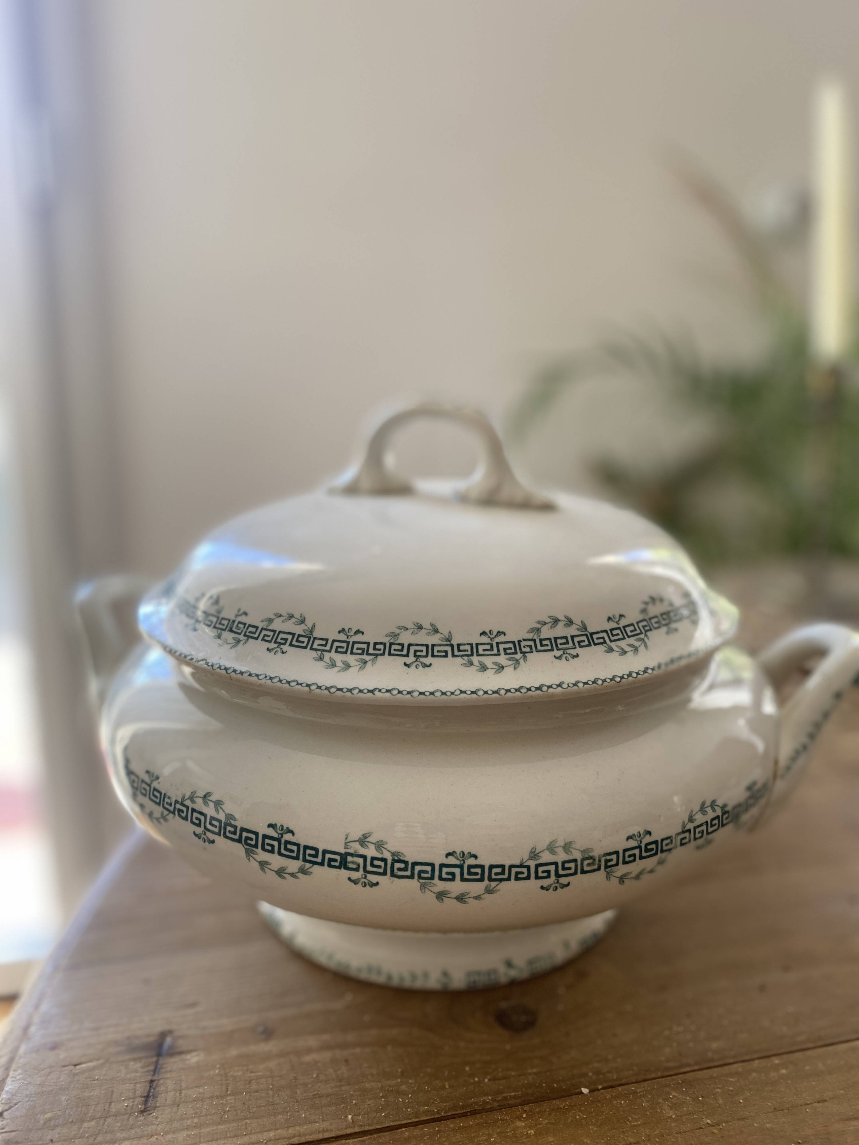 Iron earth tureen