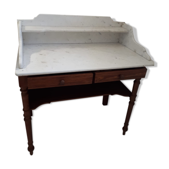 Toilet table