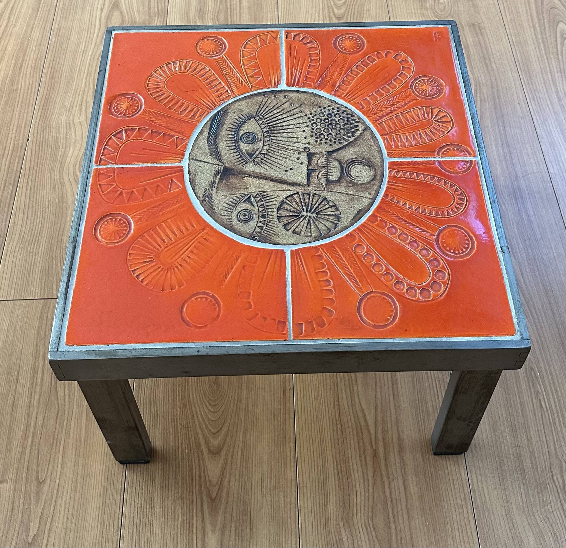 Coffee table end of sofa Roger Capron and Jean Derval ceramic 70s sun model