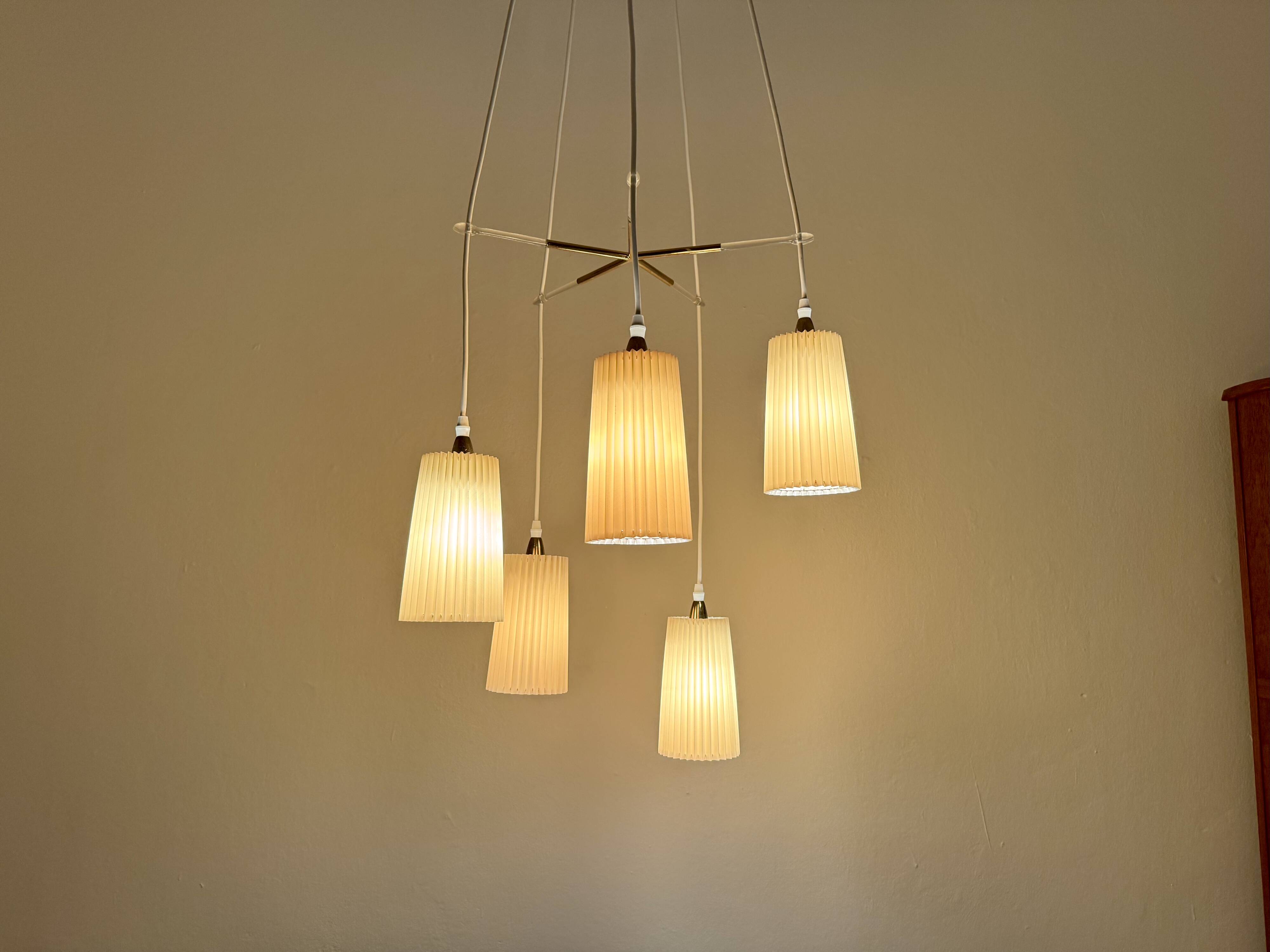Lustre en laiton