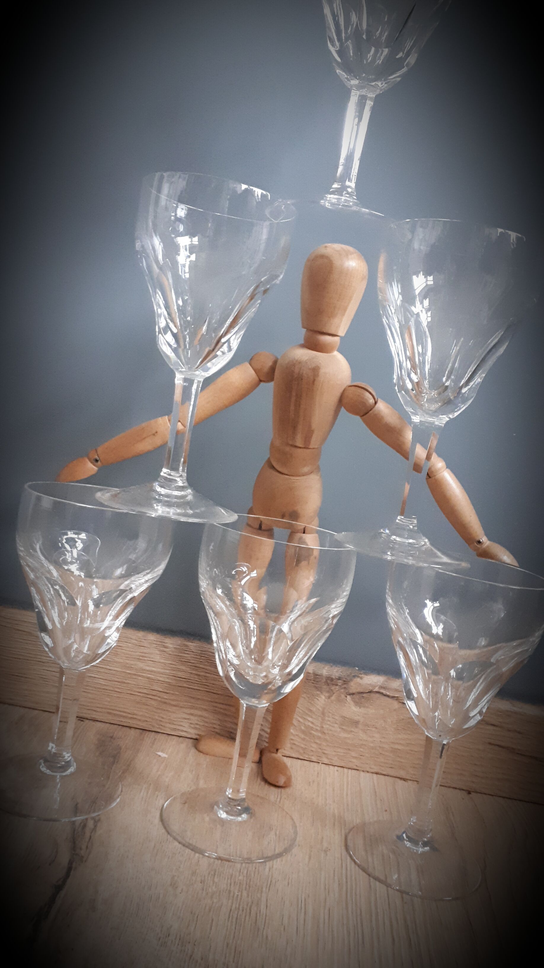 Set 6 wine glasses