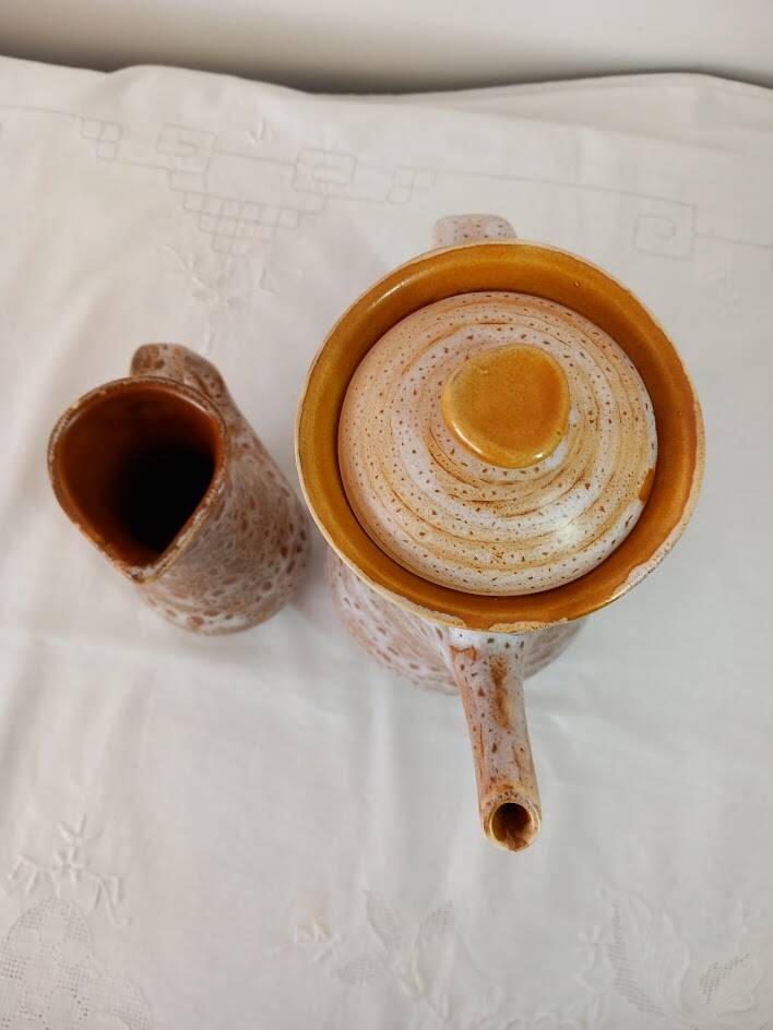 Coffee maker and milk jug from the 60s