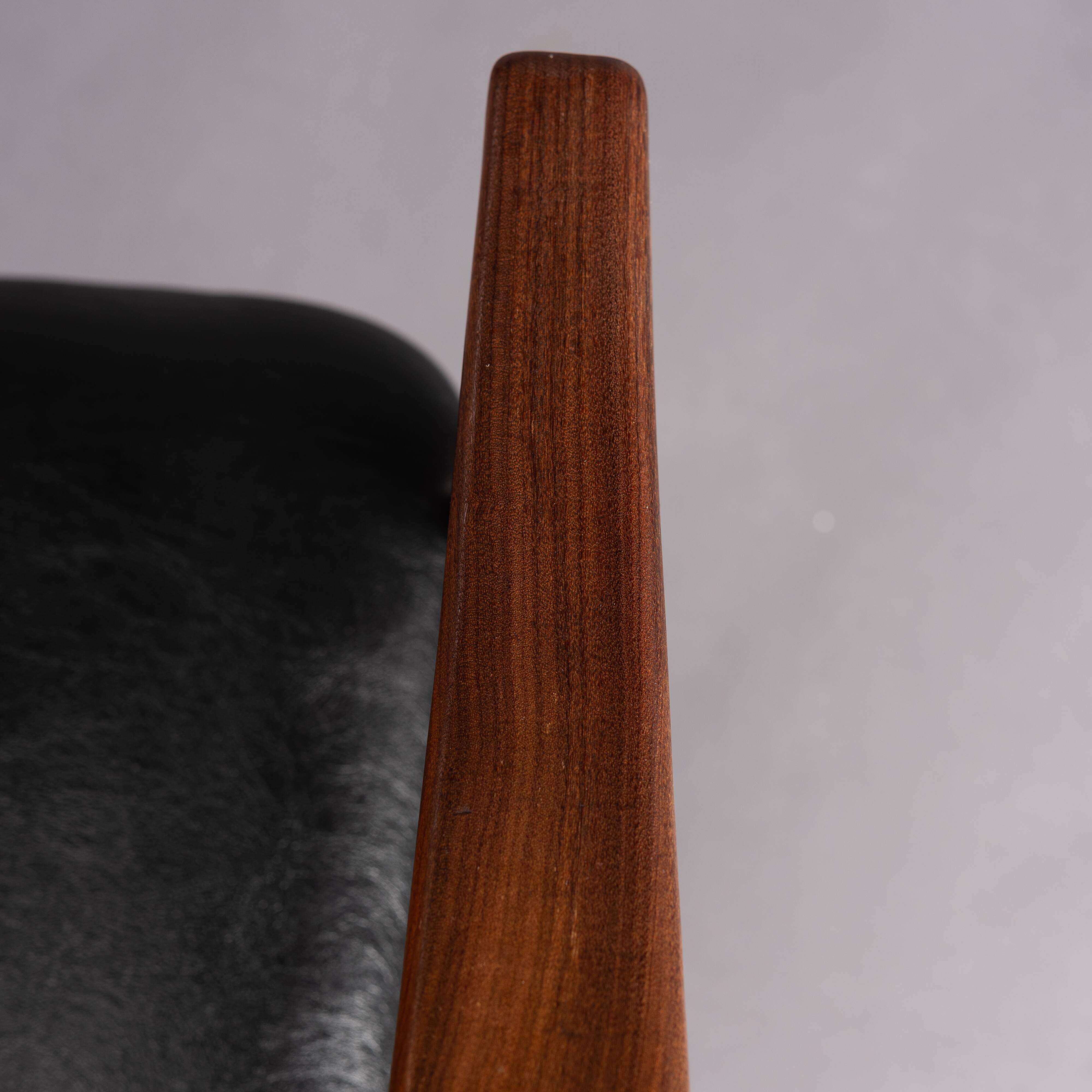 Danish Mid Century Chair No 213 By Th Harlev From Farstrup Møbelfabrik, 1960s