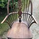 Duo de fauteuils Windsor en orme massif année 50.