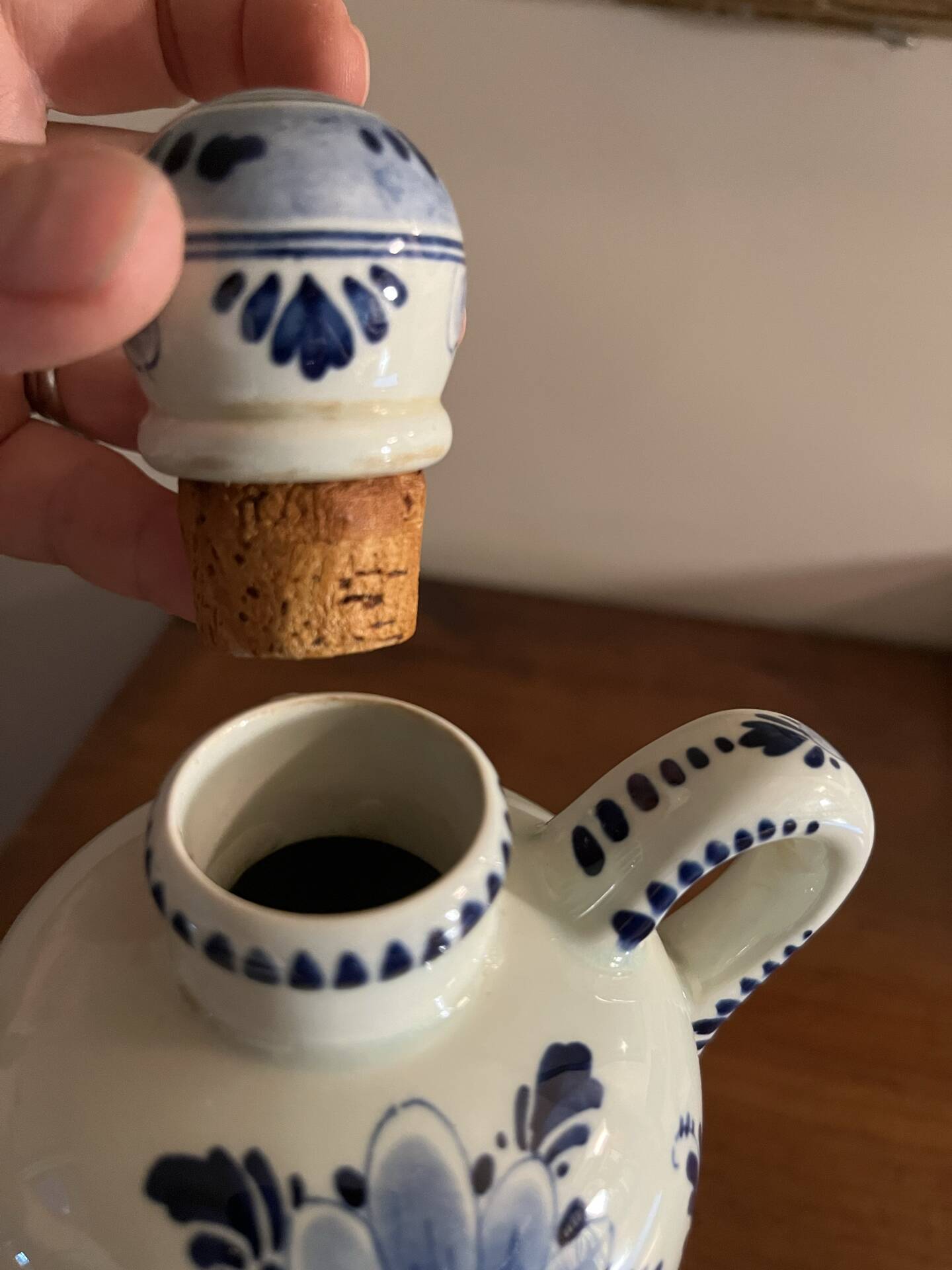 Delftware vase hand-painted – windmill decoration and f