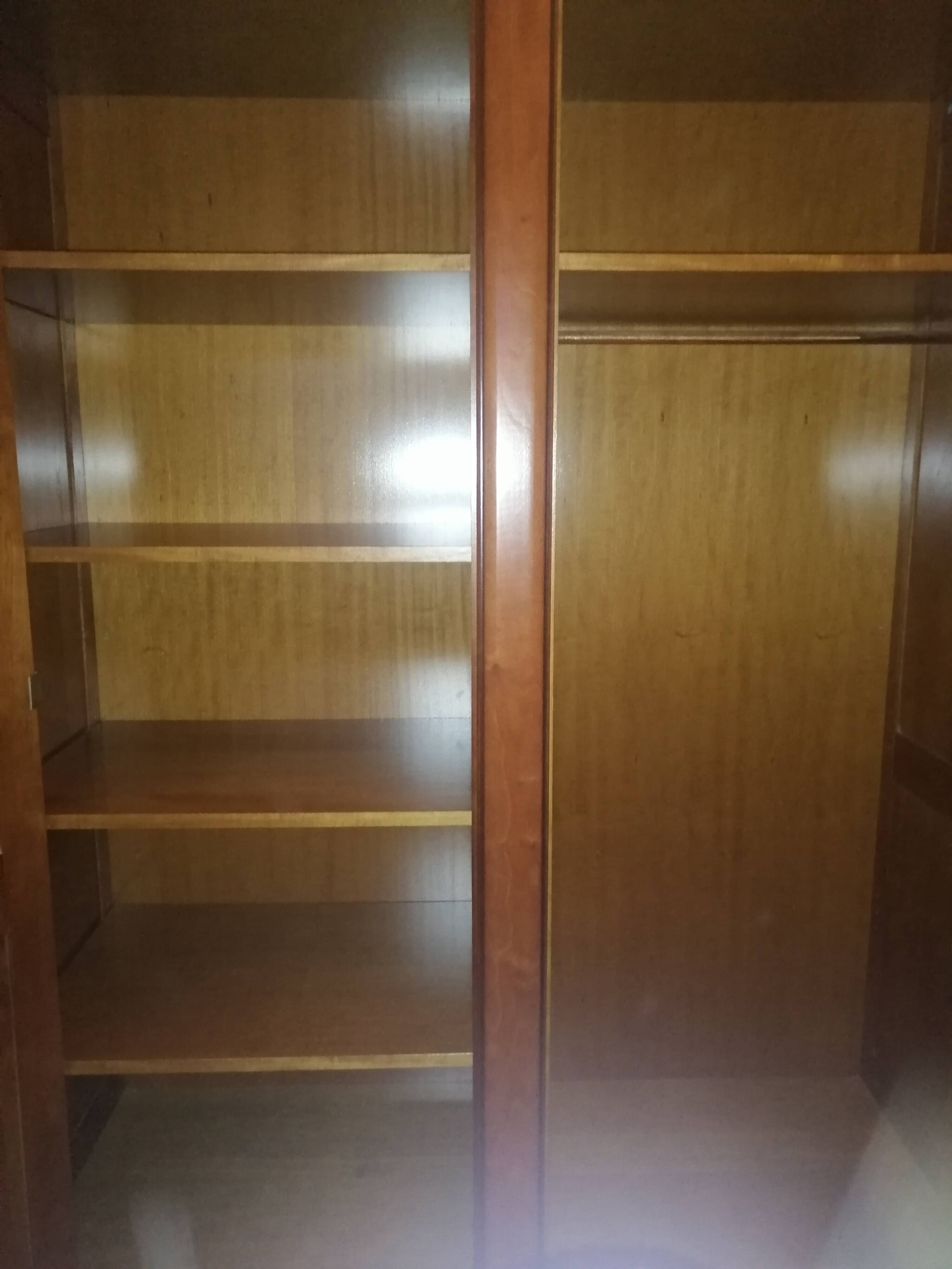 Armoire