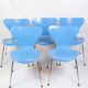 Lot de 5 chaises Seven modèle 3107 en bleu clair par Arne Jacobsen des années 1980