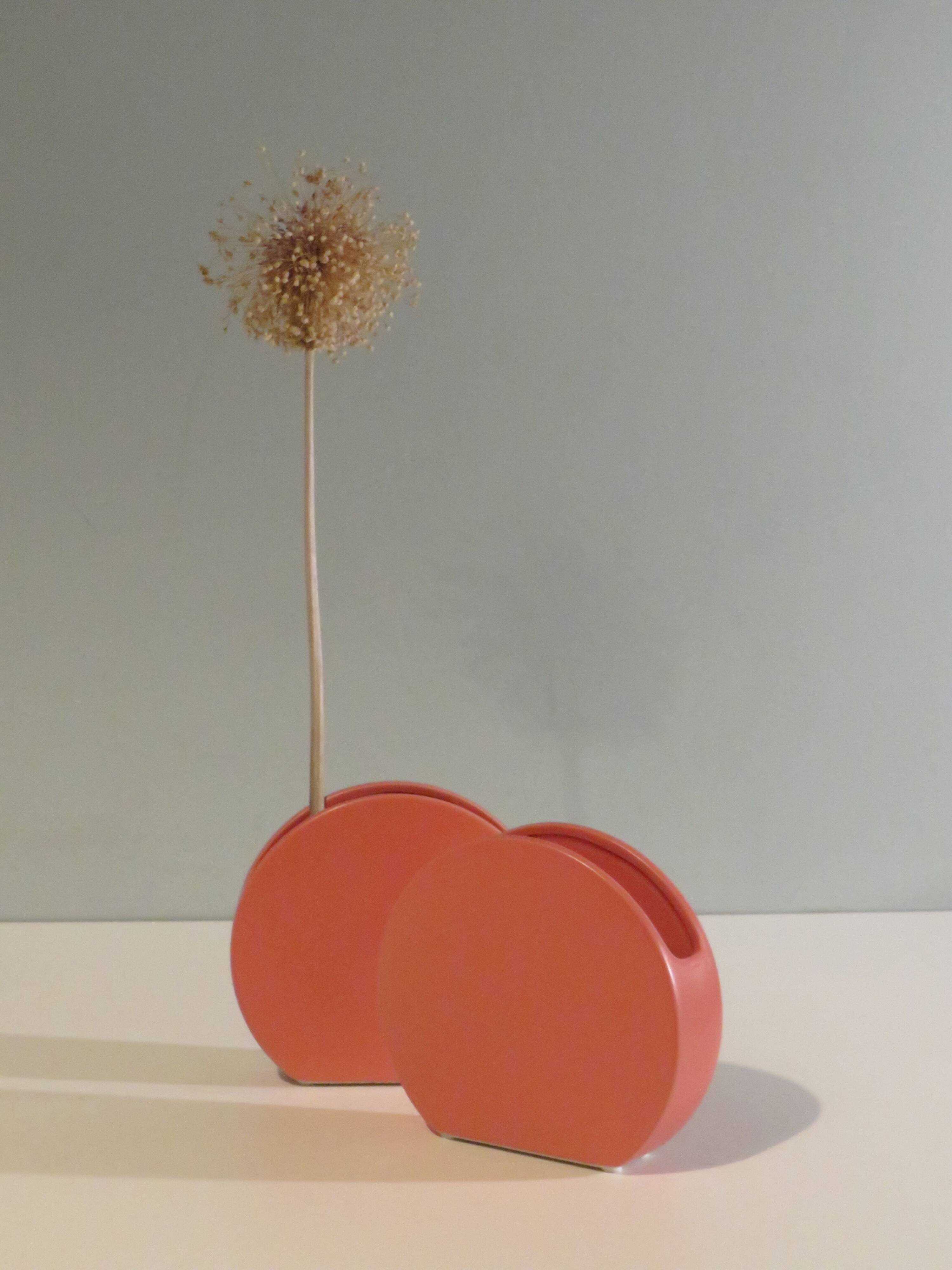 Lot de 2 vases en céramique rose, style Memphis années 1980