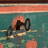 Coffre ancien peint à la main avec des motifs floraux (Année 1907) #100