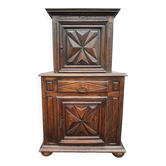 Armoire deux corps haut en retrait style Louis XIII