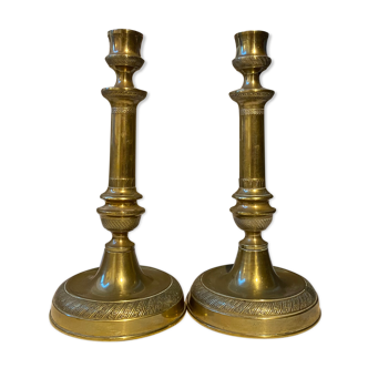 Paire de chandeliers en bronze doré début XIXs