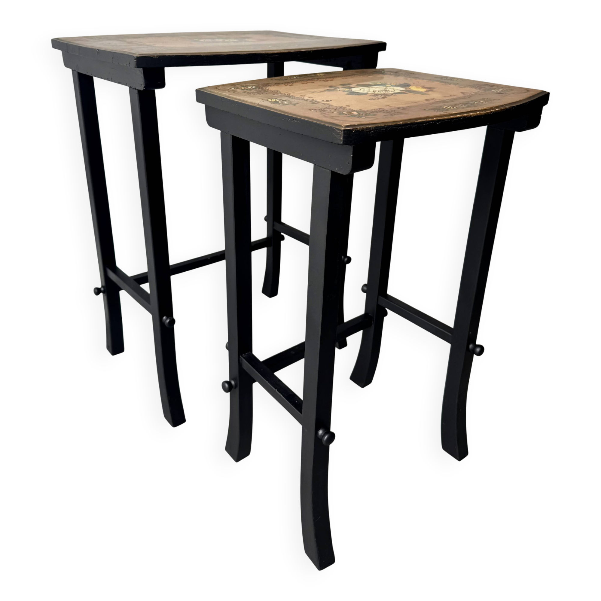 Ensemble de tables gigognes vintage